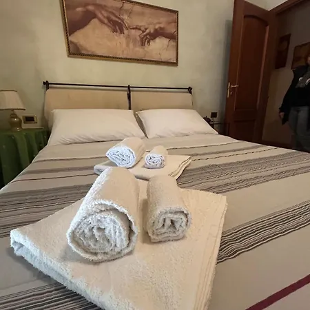 Vanessa House 아파트 *